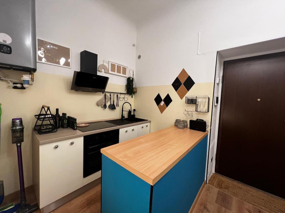 Regina Milano Ai Navigli - Sky Tv, Wifi And Breakfast Box Διαμέρισμα Εξωτερικό φωτογραφία