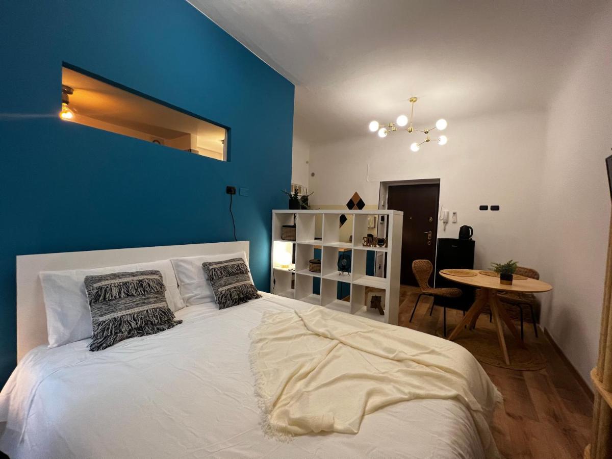Regina Milano Ai Navigli - Sky Tv, Wifi And Breakfast Box Διαμέρισμα Εξωτερικό φωτογραφία