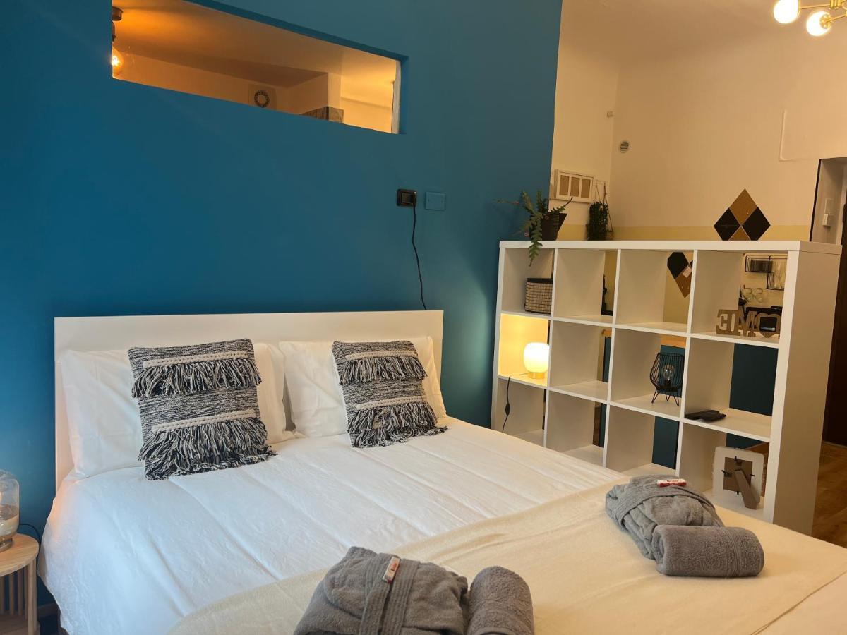 Regina Milano Ai Navigli - Sky Tv, Wifi And Breakfast Box Διαμέρισμα Εξωτερικό φωτογραφία