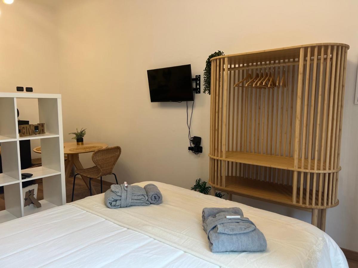 Regina Milano Ai Navigli - Sky Tv, Wifi And Breakfast Box Διαμέρισμα Εξωτερικό φωτογραφία